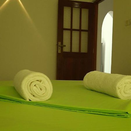 Seven Luck Palace Kandy Luaran gambar