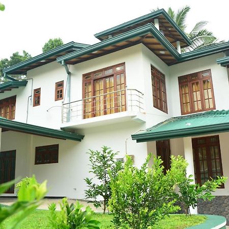 Seven Luck Palace Kandy Luaran gambar