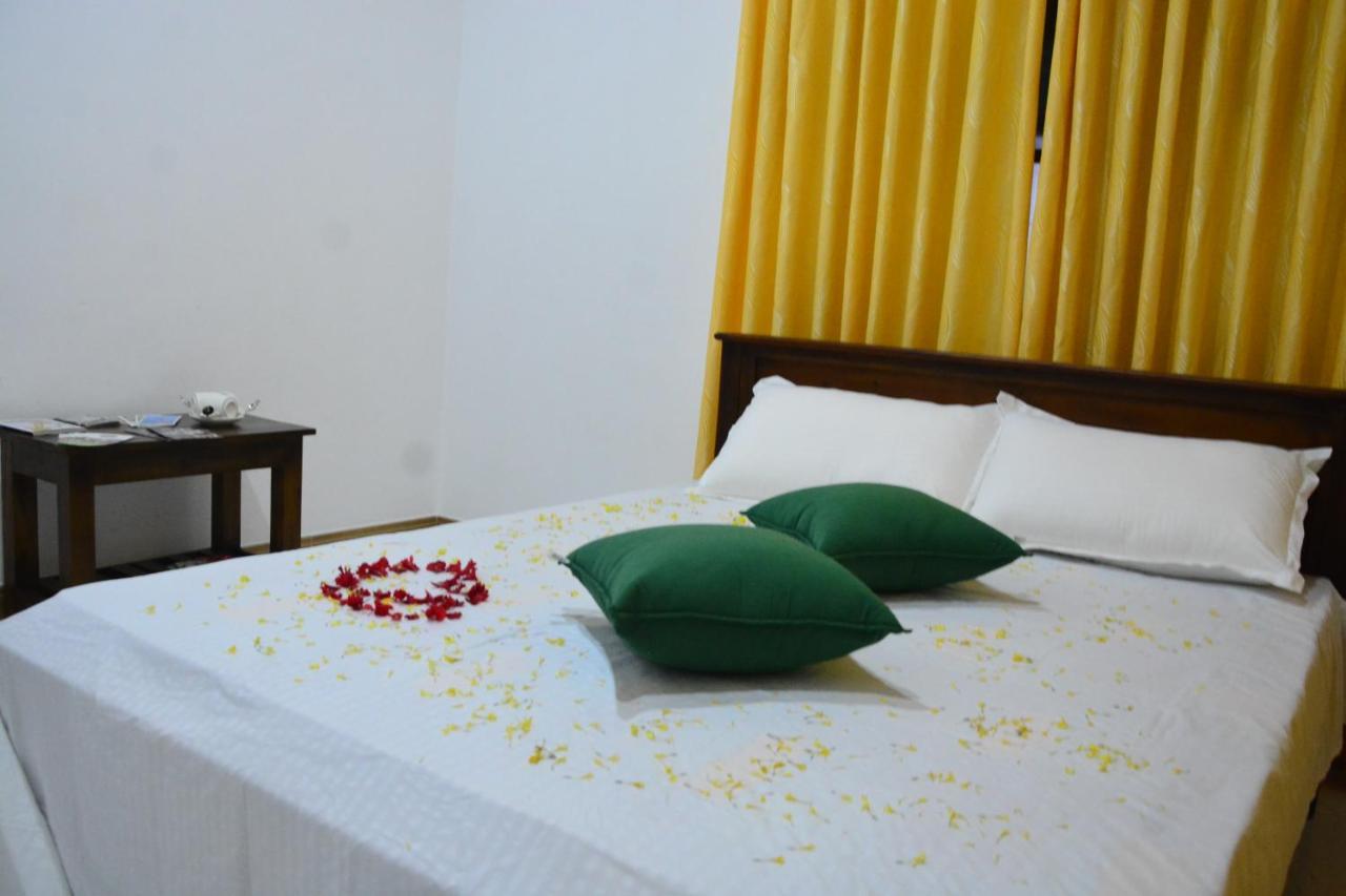Seven Luck Palace Kandy Luaran gambar