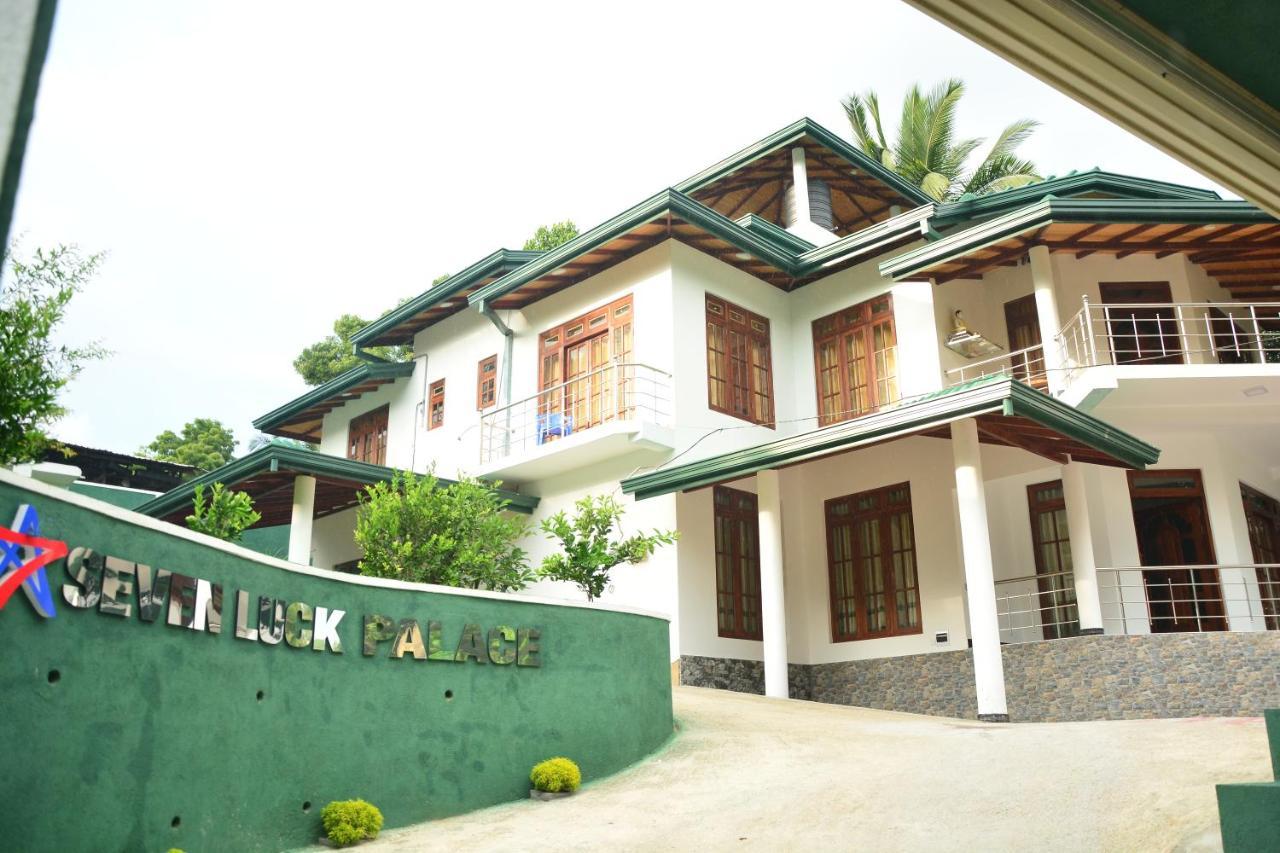 Seven Luck Palace Kandy Luaran gambar